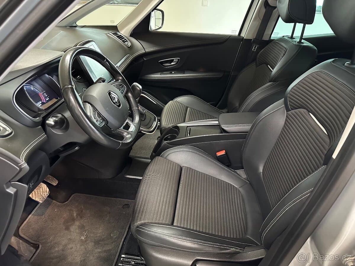2019 Renault SCENIC - 9