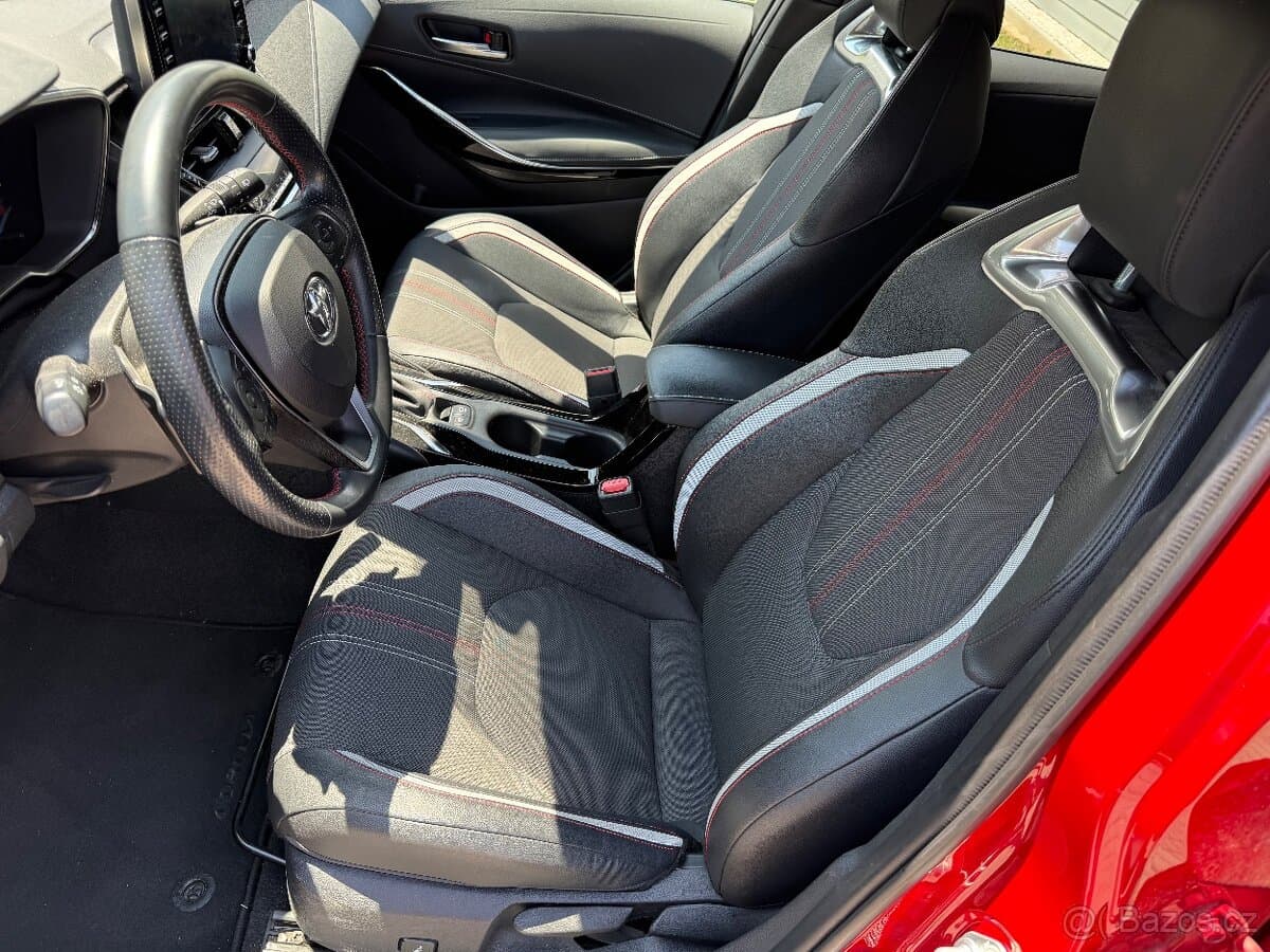 2020 Toyota COROLLA - 9