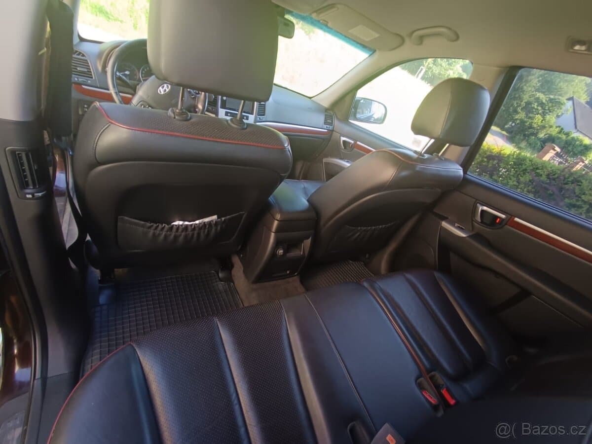 Hyundai SANTA FE - 9