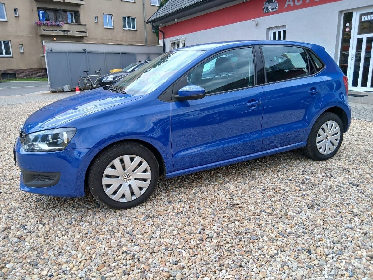 Volkswagen POLO - 9