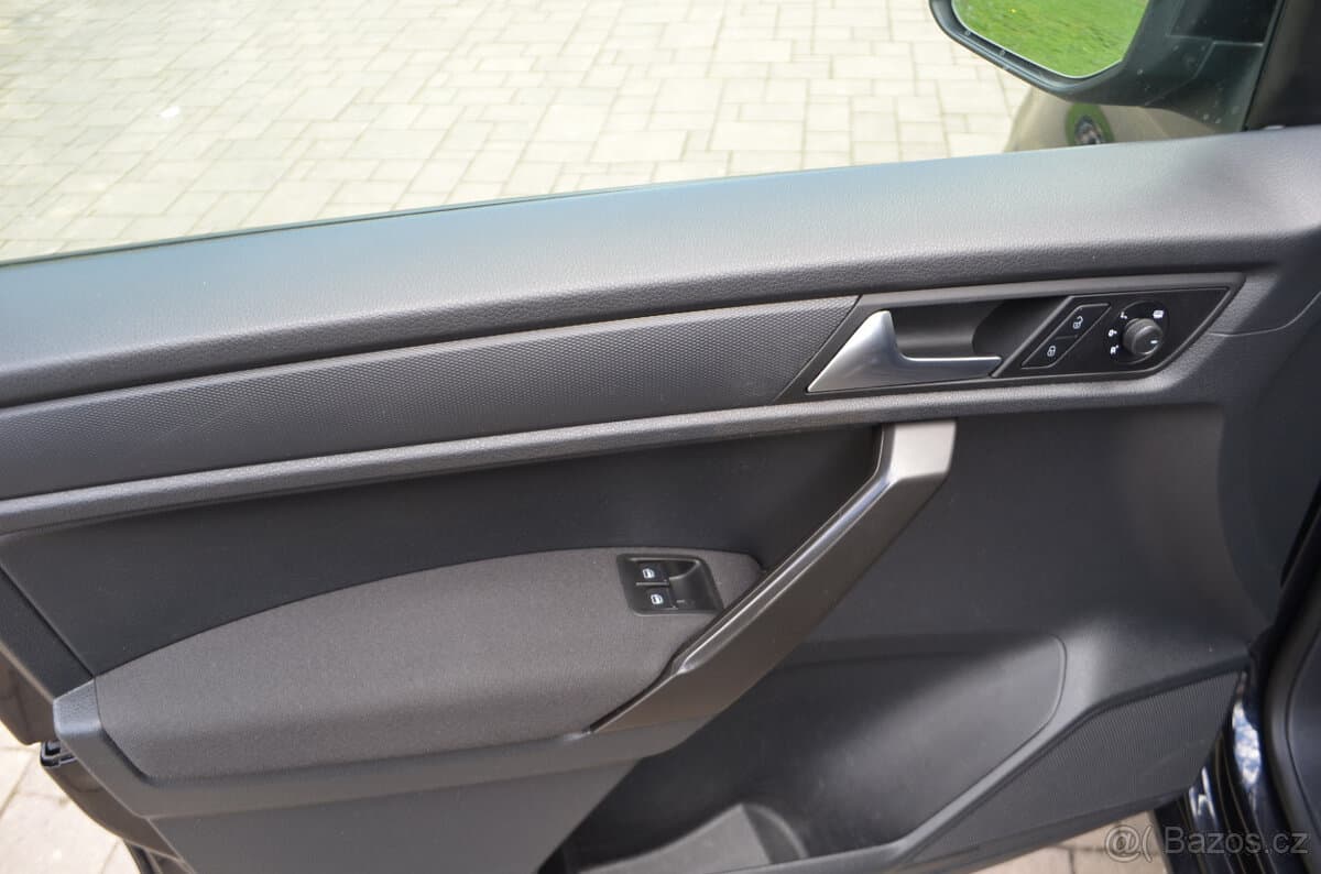 2020 Volkswagen CADDY - 9