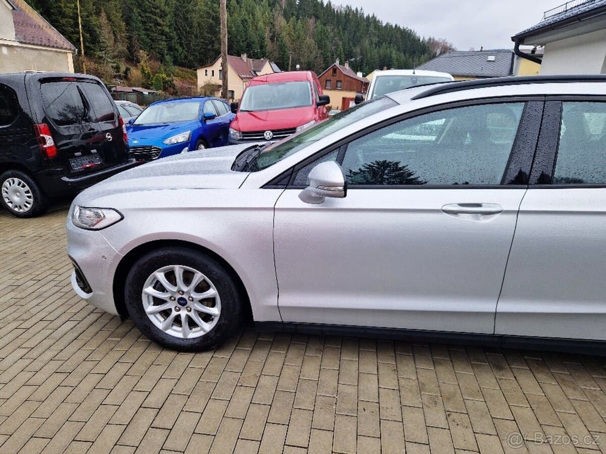 2021 Ford MONDEO - 9