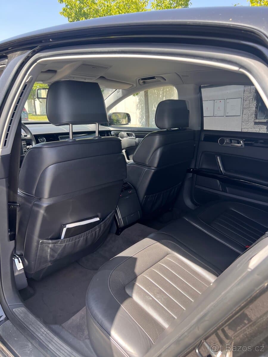 2008 Volkswagen PHAETON - 9