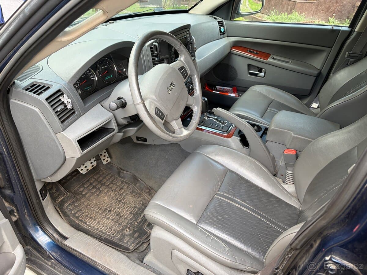 Jeep CHEROKEE - 9
