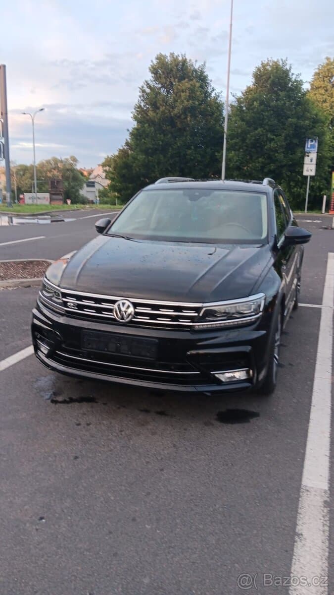 2017 Volkswagen TIGUAN - 9