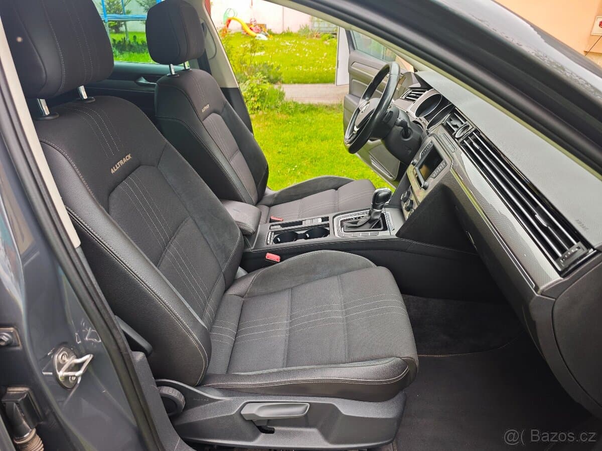 2016 Volkswagen PASSAT - 9