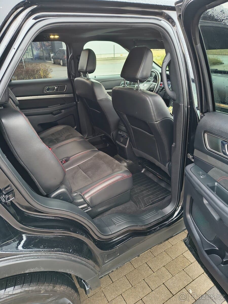 2018 Ford EXPLORER - 9