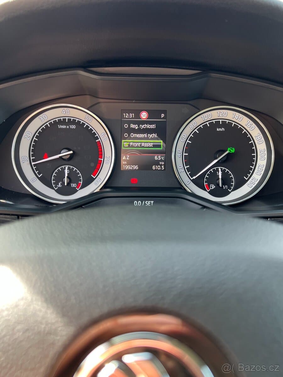 2020 Škoda SUPERB - 9