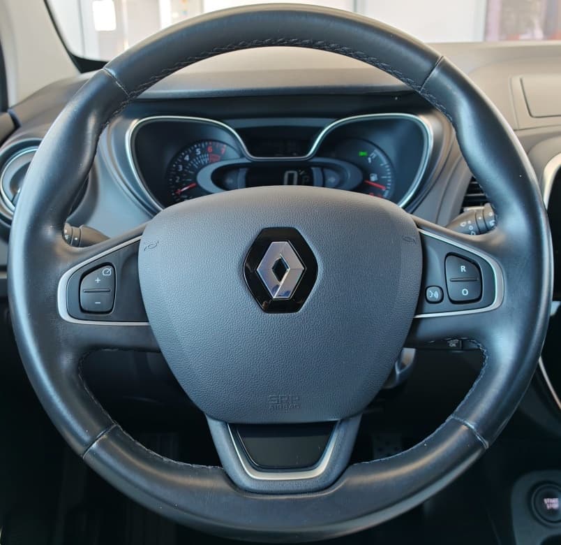 2018 Renault CAPTUR - 9