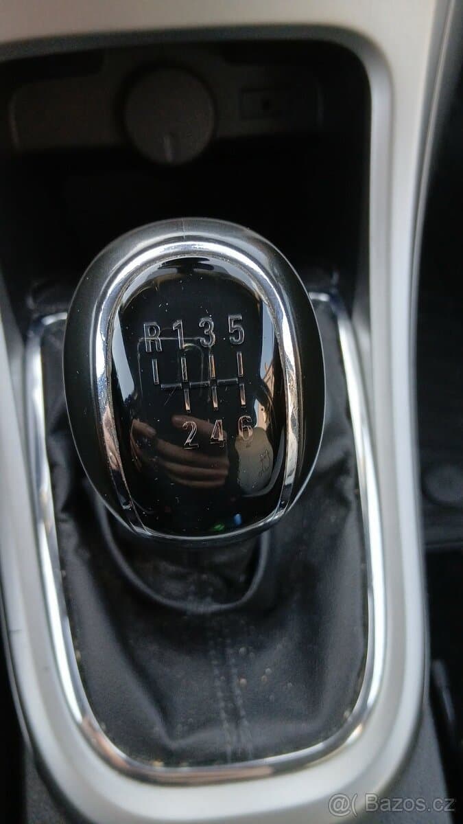 Opel ASTRA - 9