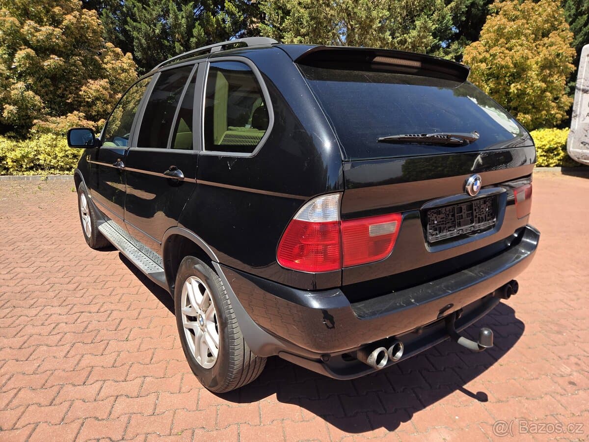 2004 BMW X5 - 9