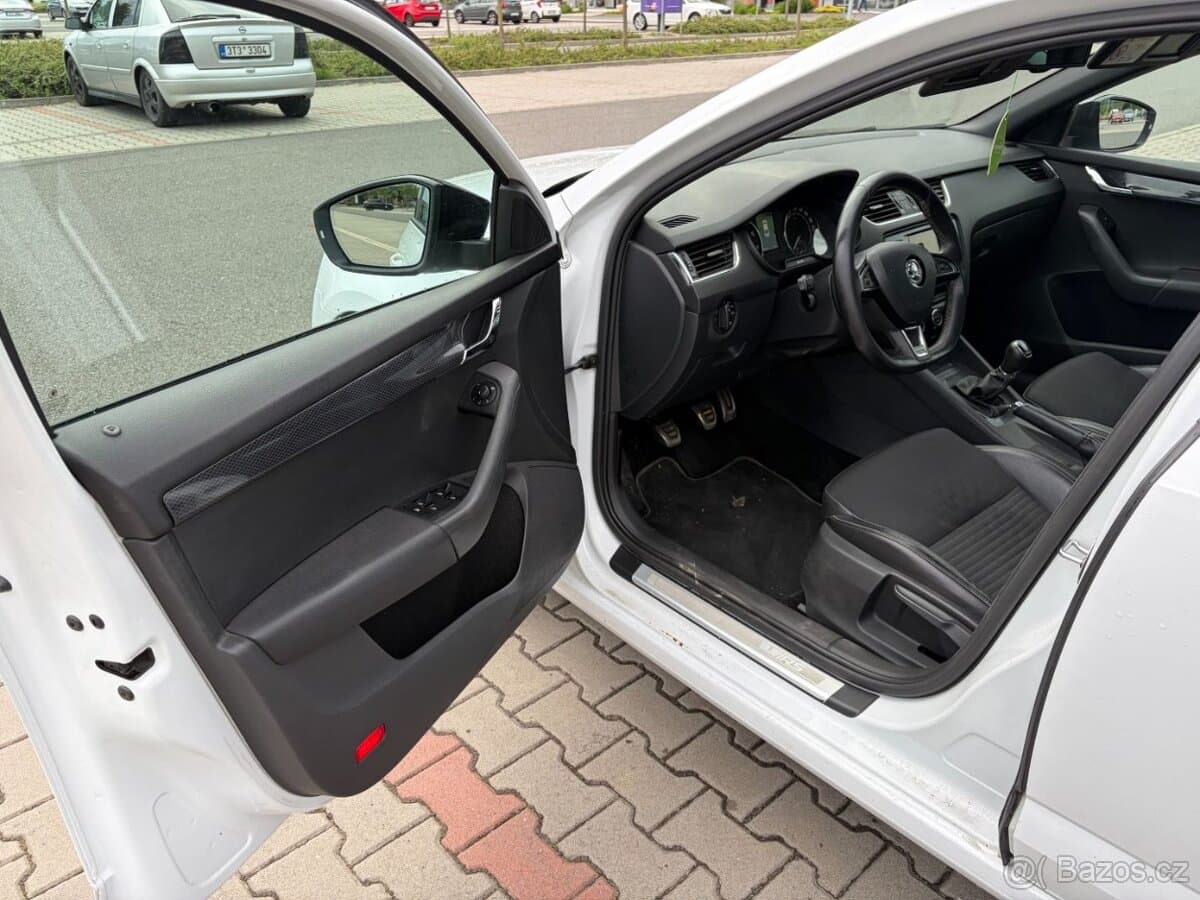 2015 Škoda OCTAVIA - 9
