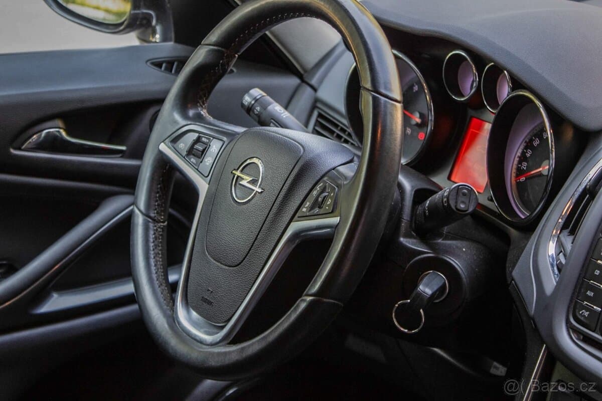 2012 Opel ZAFIRA - 9