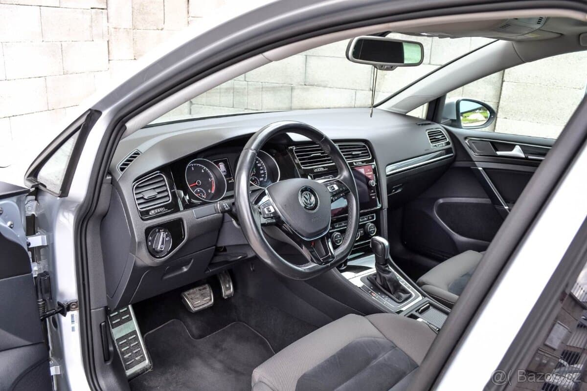 2016 Volkswagen GOLF - 9