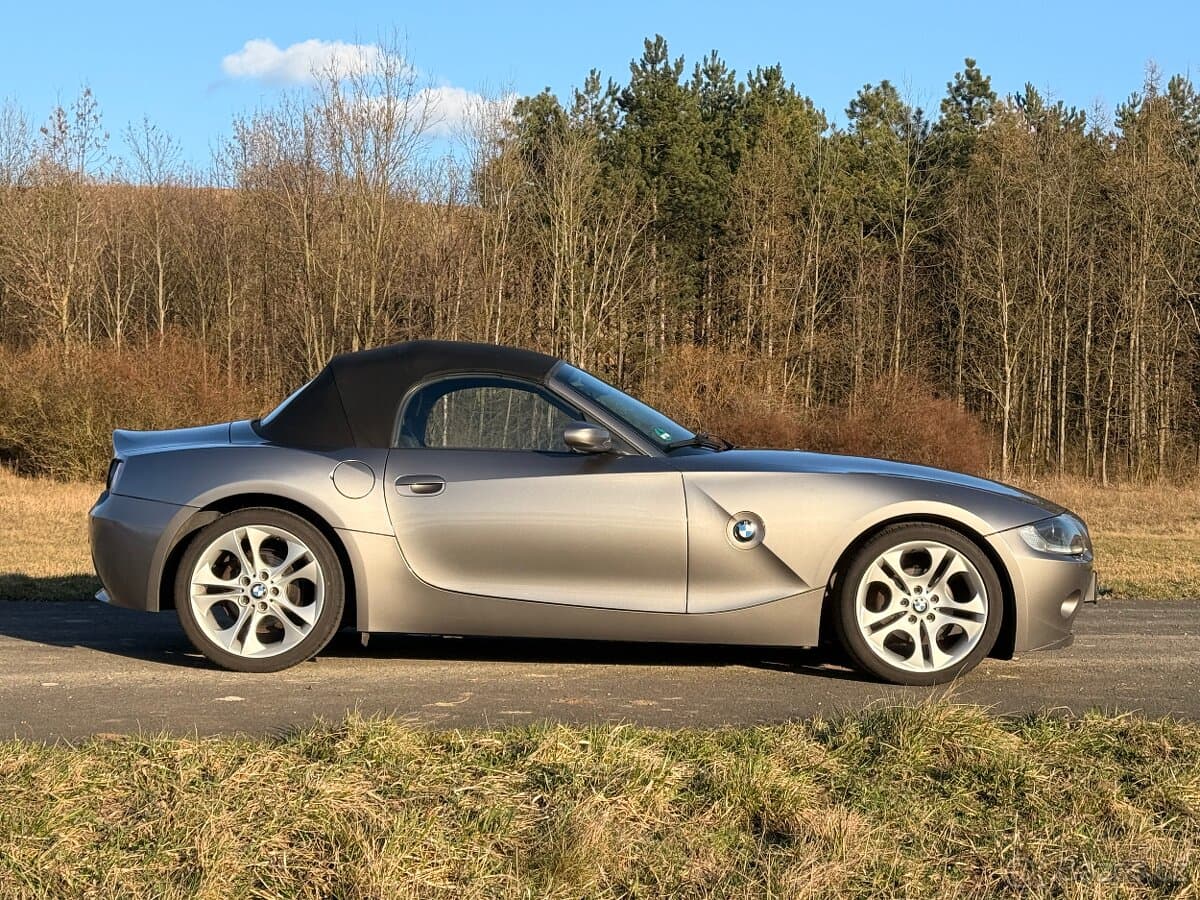 2004 BMW Z4 - 9