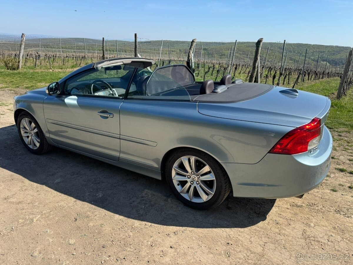 2011 Volvo C70 - 9