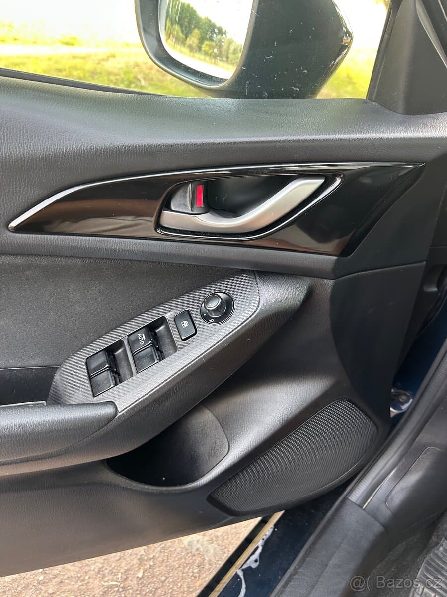 2014 Mazda 3 - 9