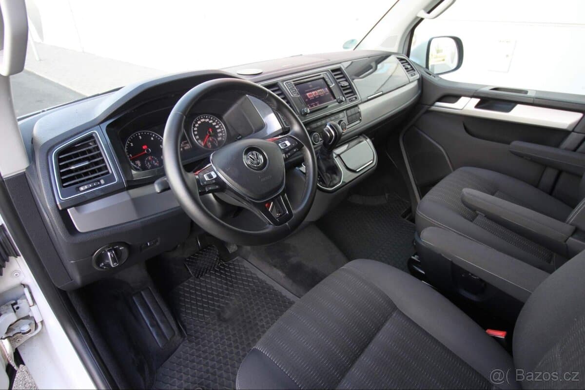 2018 Volkswagen MULTIVAN - 9