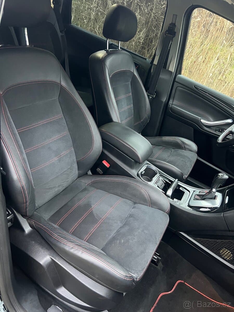 2011 Ford S-MAX - 9