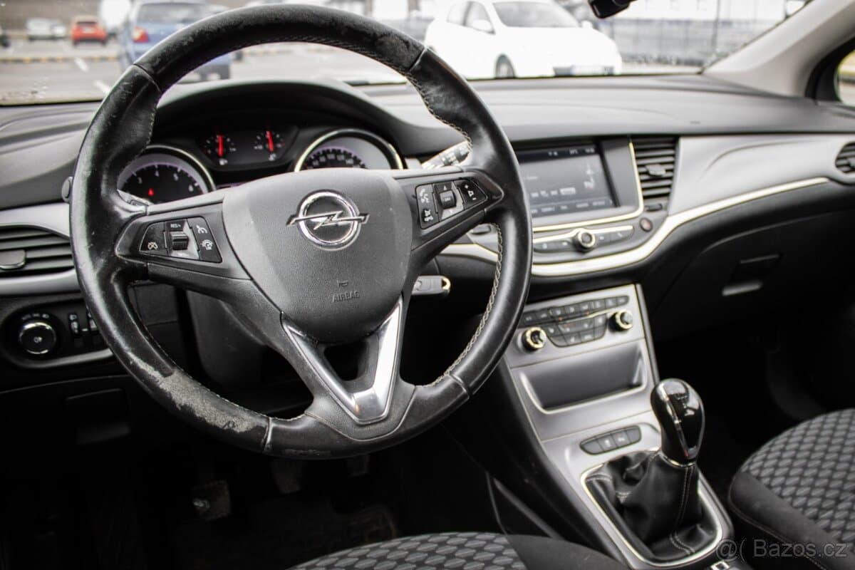 2018 Opel ASTRA - 9