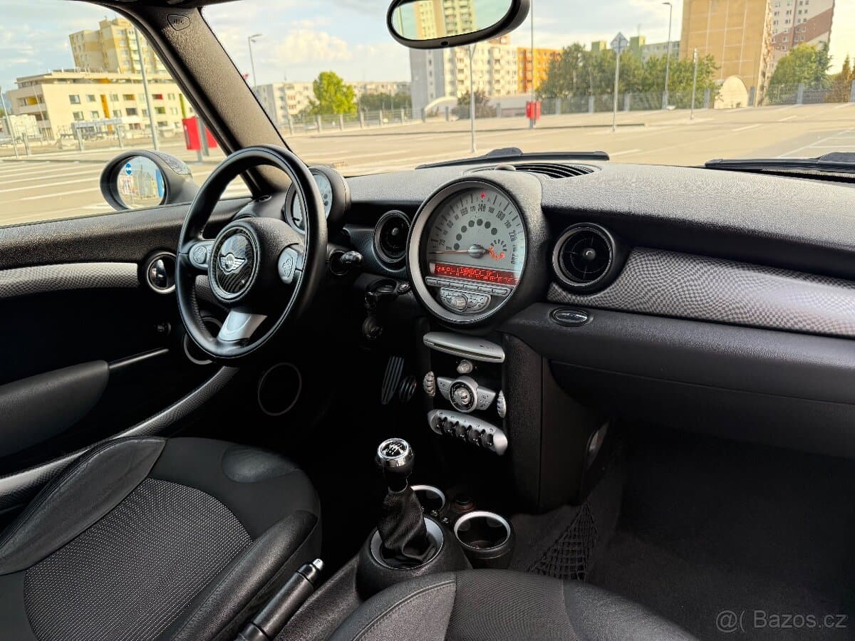 2010 Mini COOPER - 9