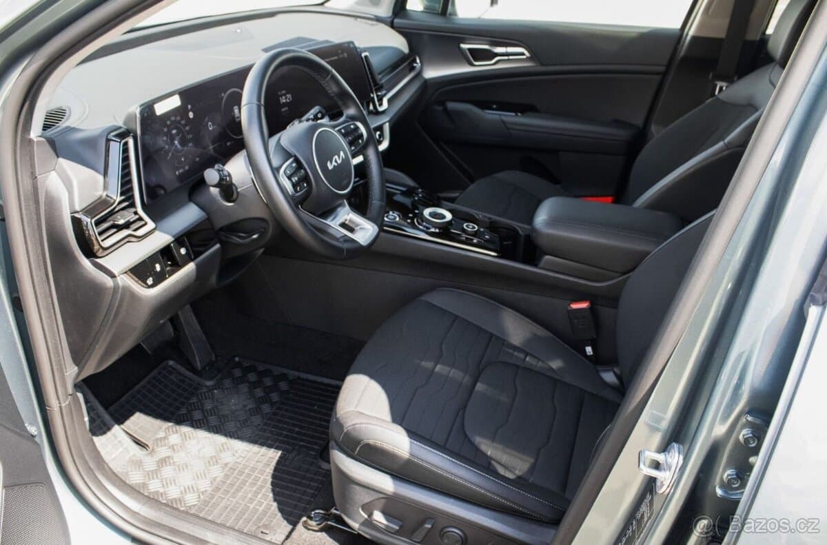 2026 Kia SPORTAGE - 9