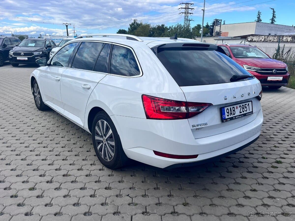 2022 Škoda SUPERB - 9