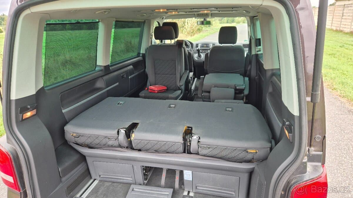 2014 Volkswagen MULTIVAN - 9