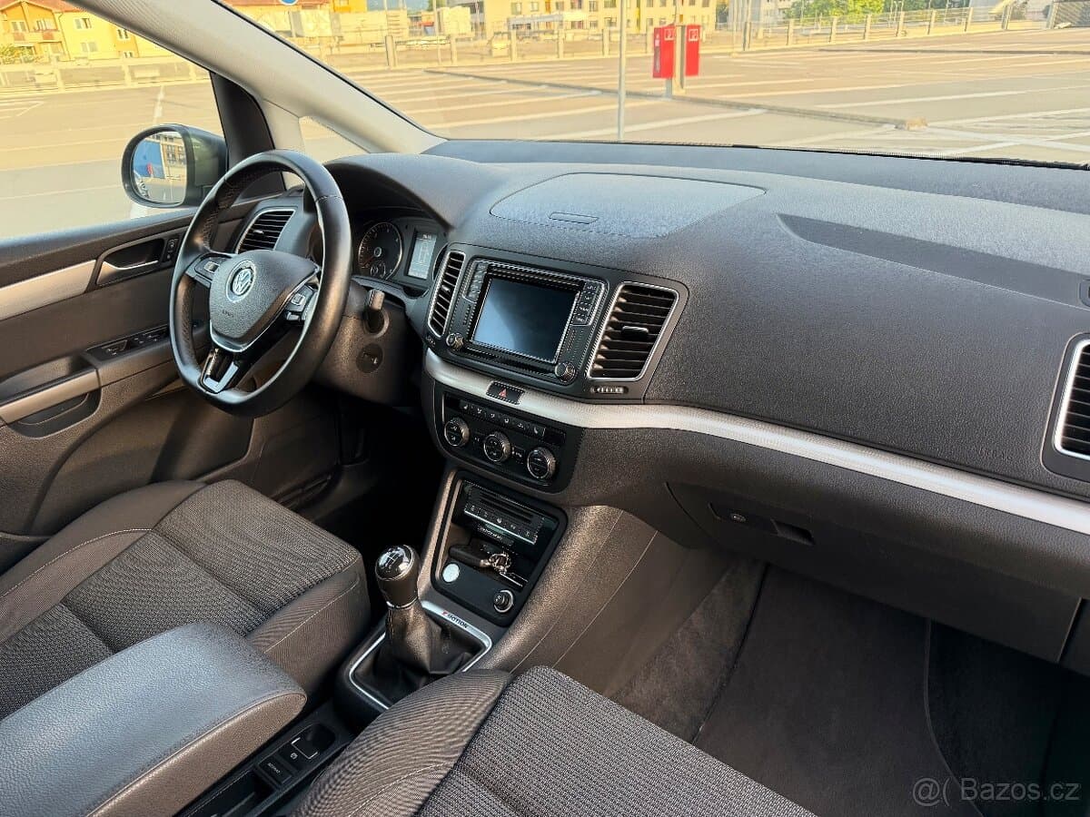 2015 Volkswagen SHARAN - 9