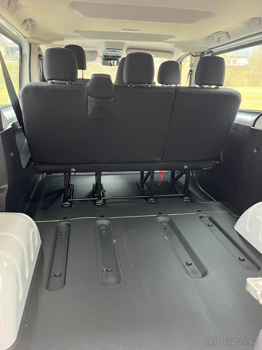 2024 Renault TRAFIC - 9