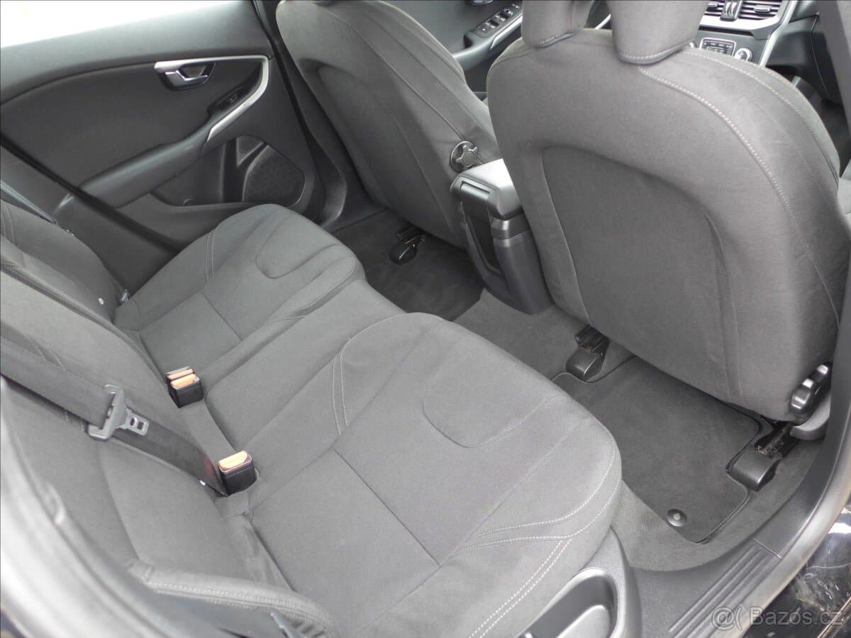 2013 Volvo V40 - 9