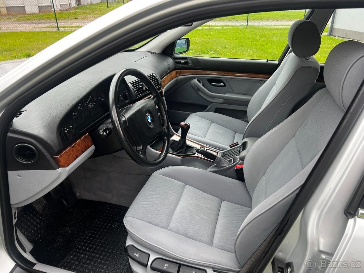 2001 BMW 5-SERIES - 9