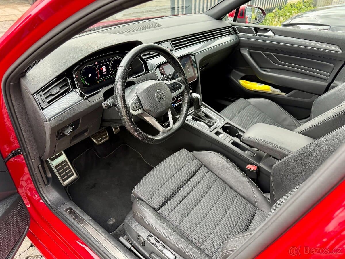 2020 Volkswagen PASSAT - 9