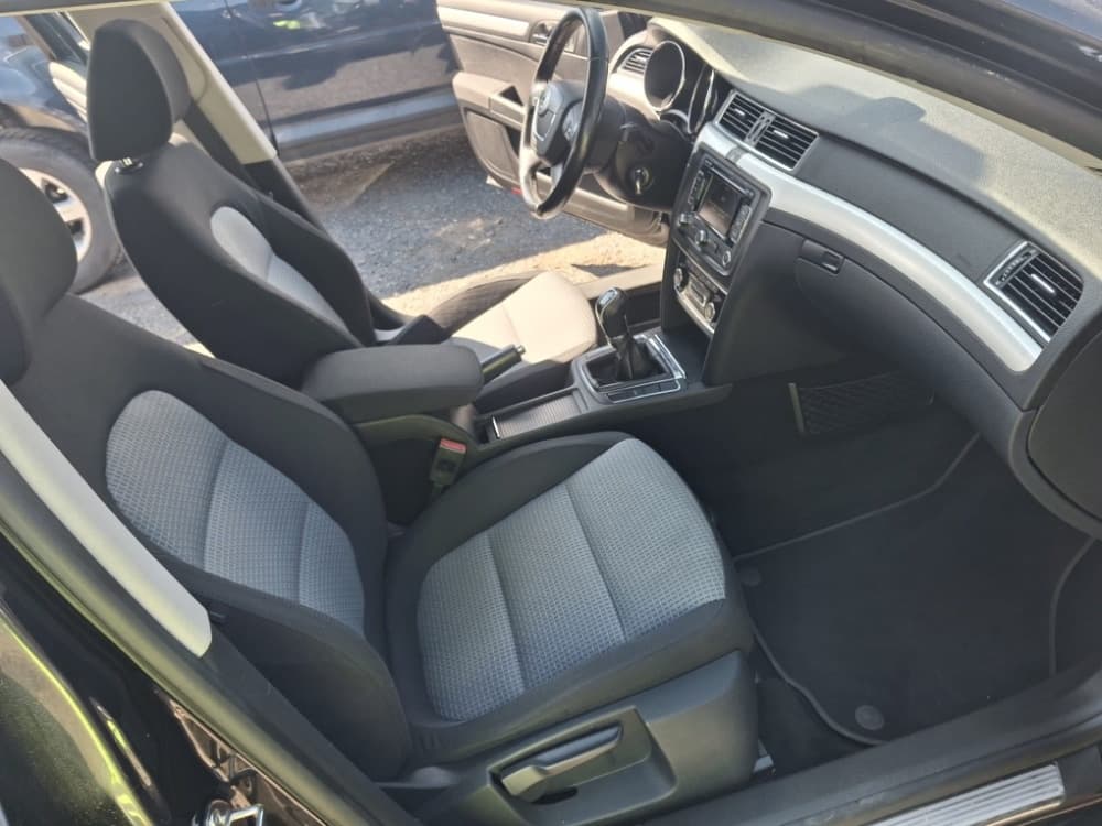 2010 Škoda SUPERB - 9