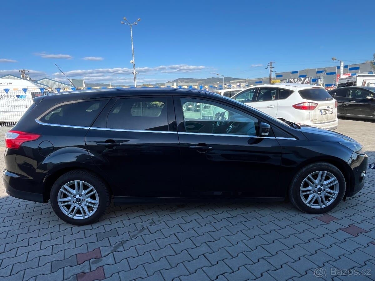 2012 Ford FOCUS - 9