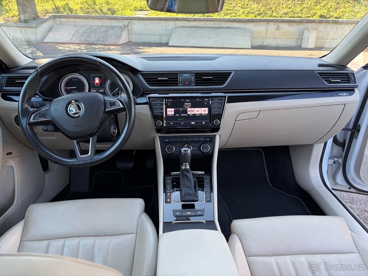 2016 Škoda SUPERB - 9
