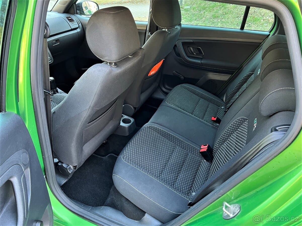 2011 Škoda FABIA - 9