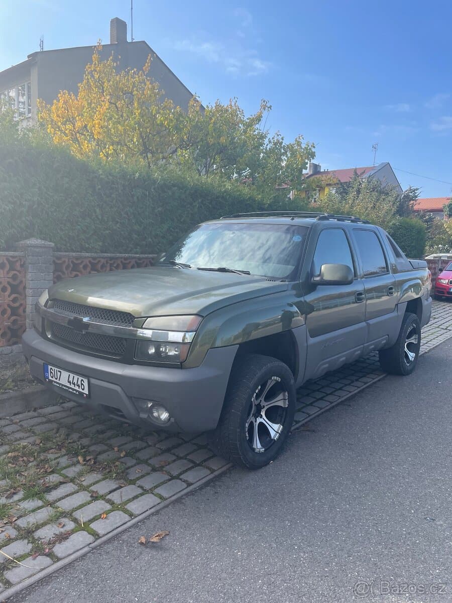 2001 Chevrolet AVALANCHE - 9