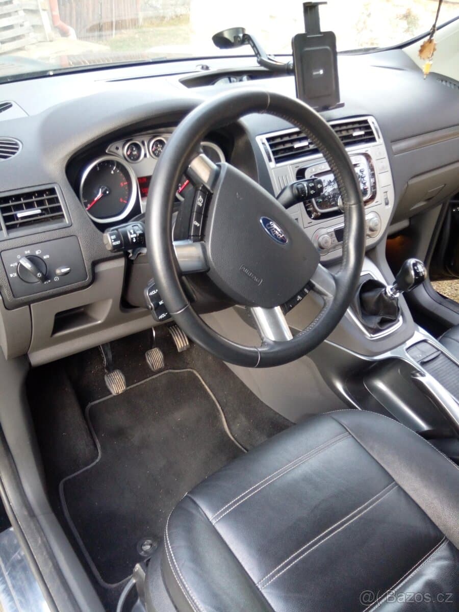 2010 Ford KUGA - 9