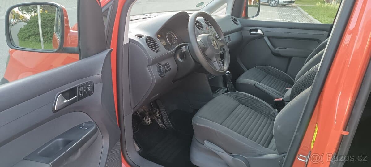 2014 Volkswagen CADDY - 9