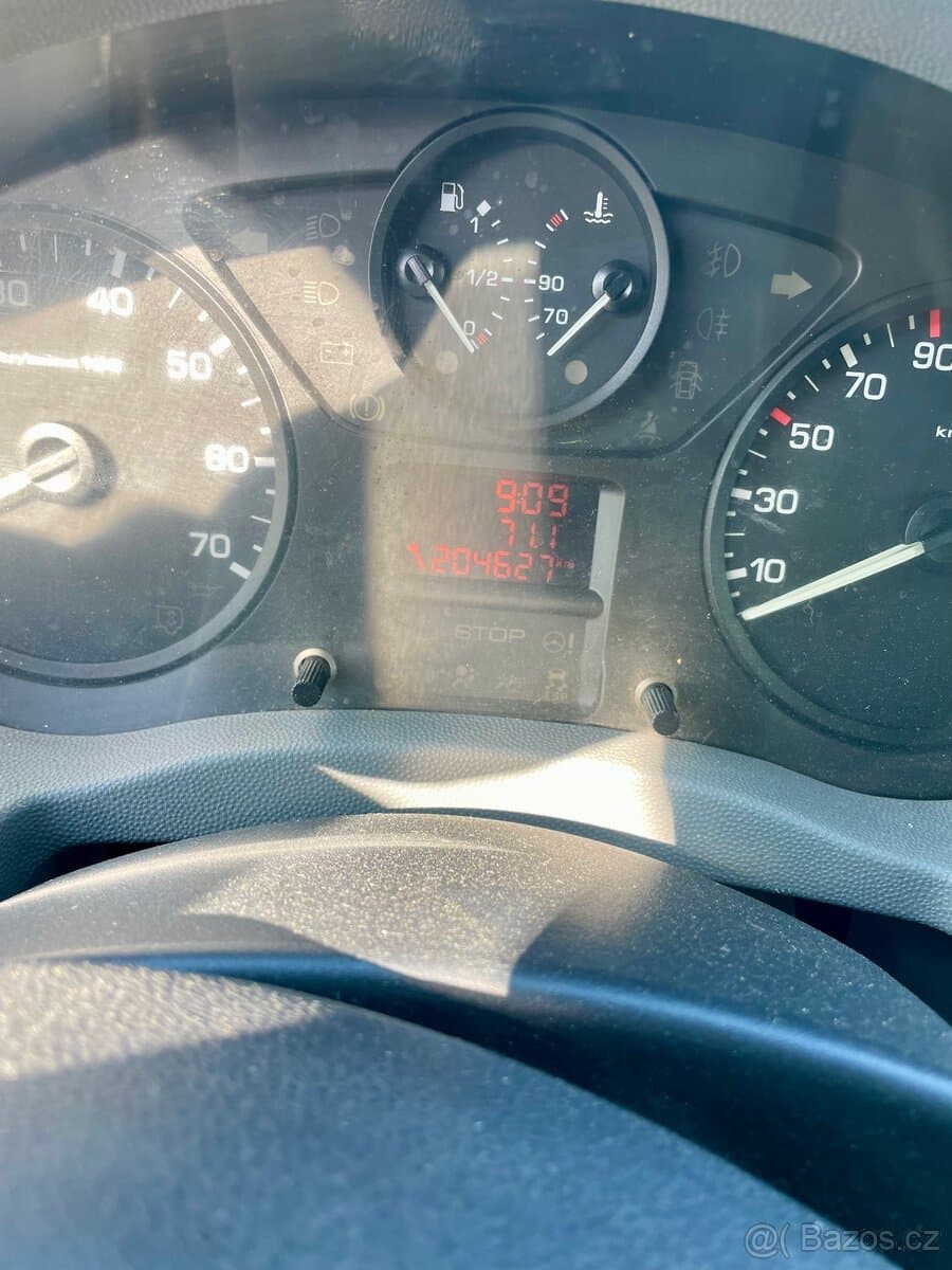 2009 Peugeot EXPERT - 9
