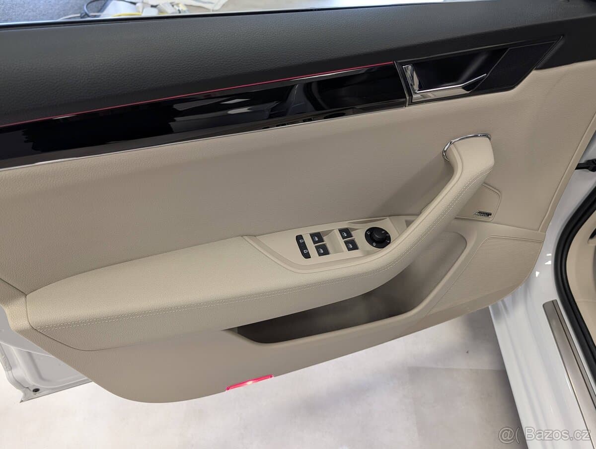 2022 Škoda SUPERB - 9