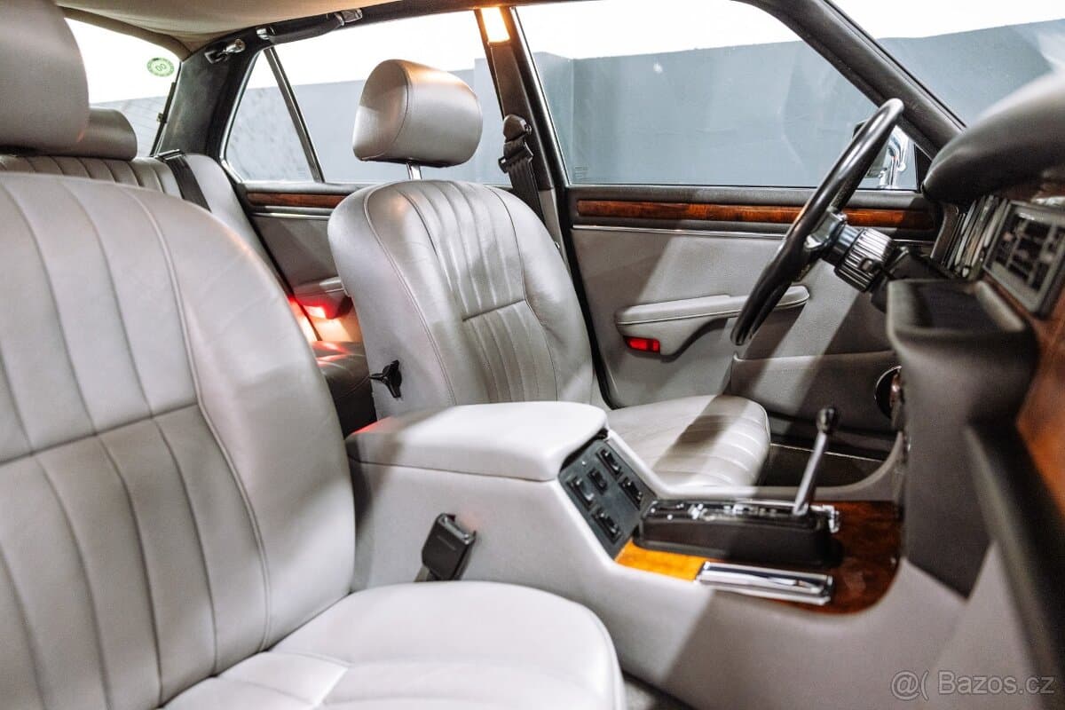 1988 Jaguar XJ - 9
