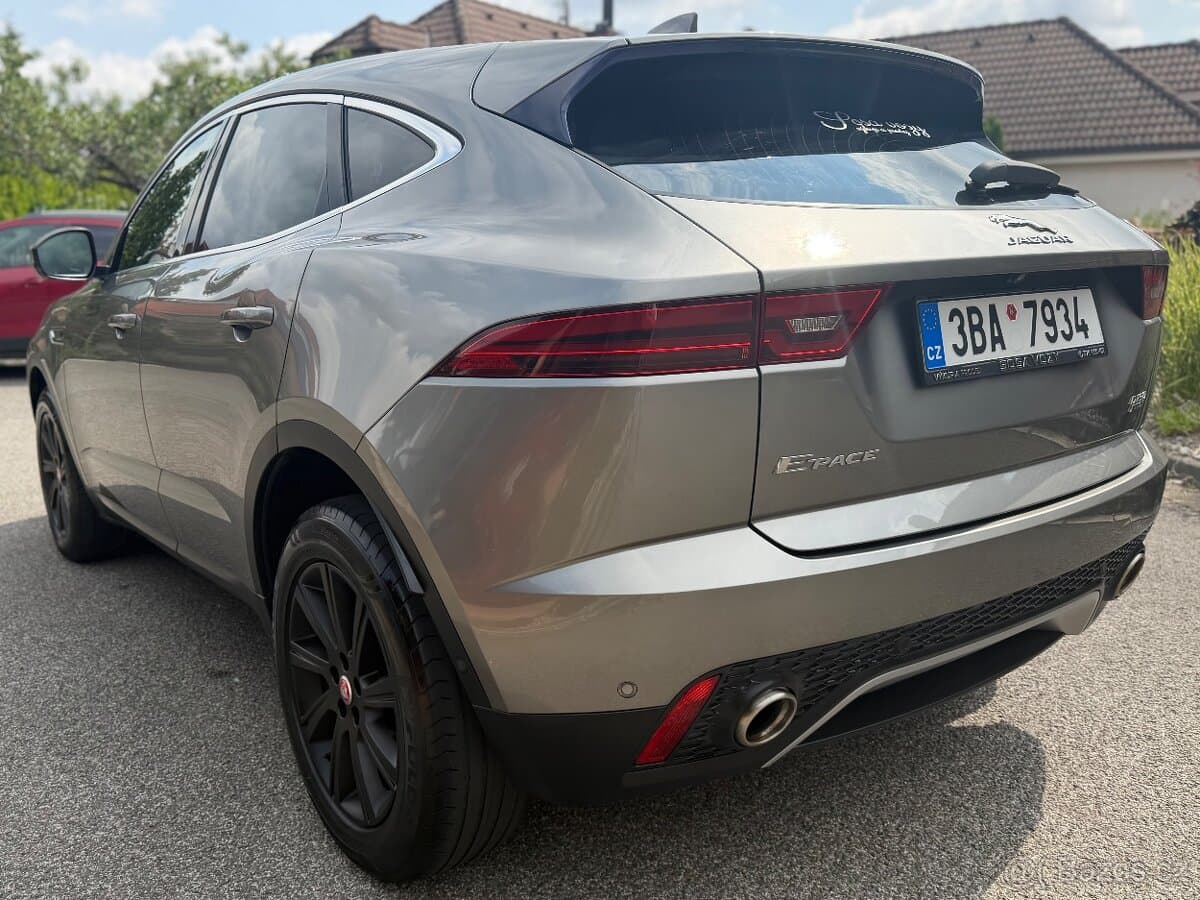 2018 Jaguar E-PACE - 9