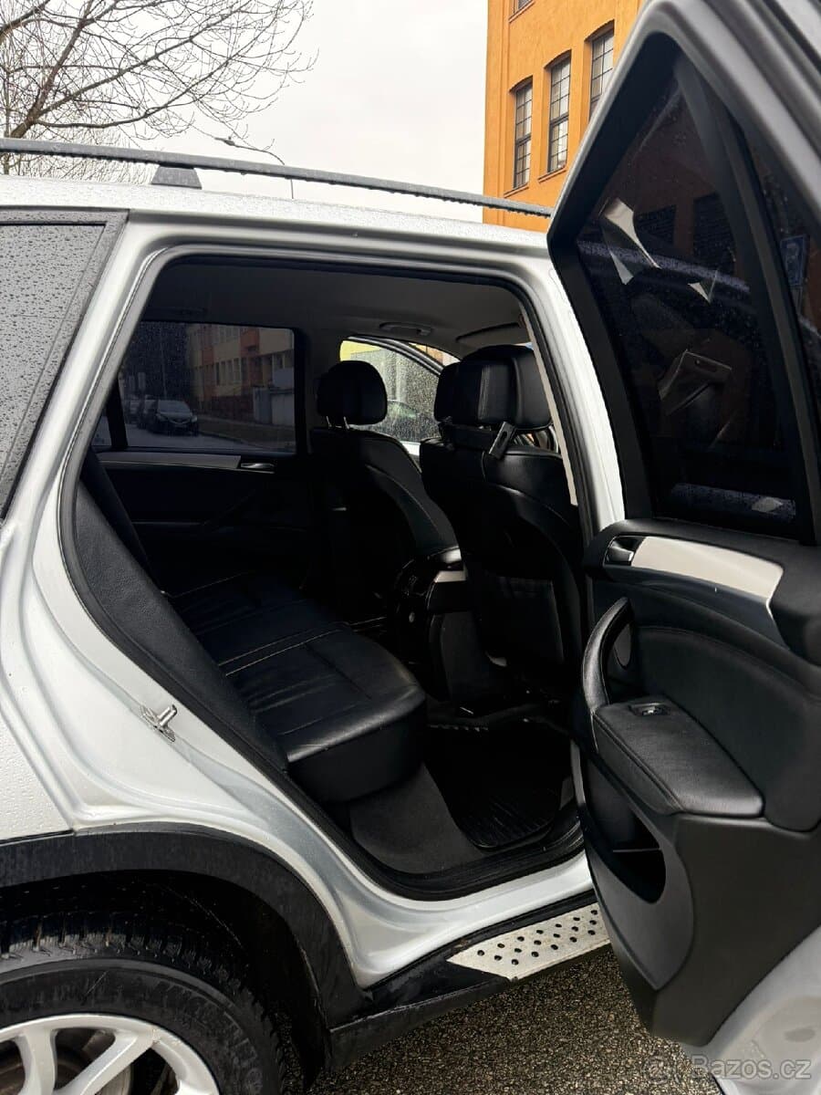 2010 BMW X5 - 9