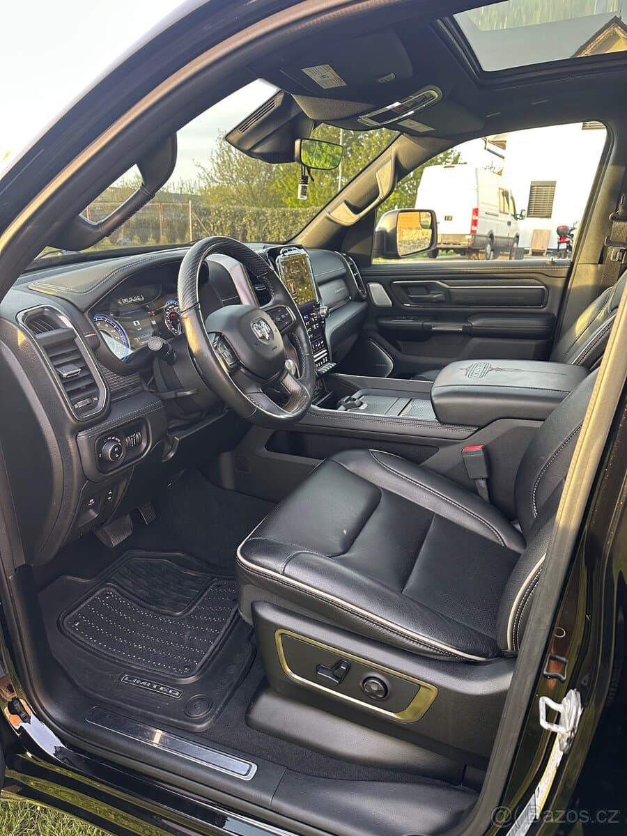 2020 RAM 1500 - 9