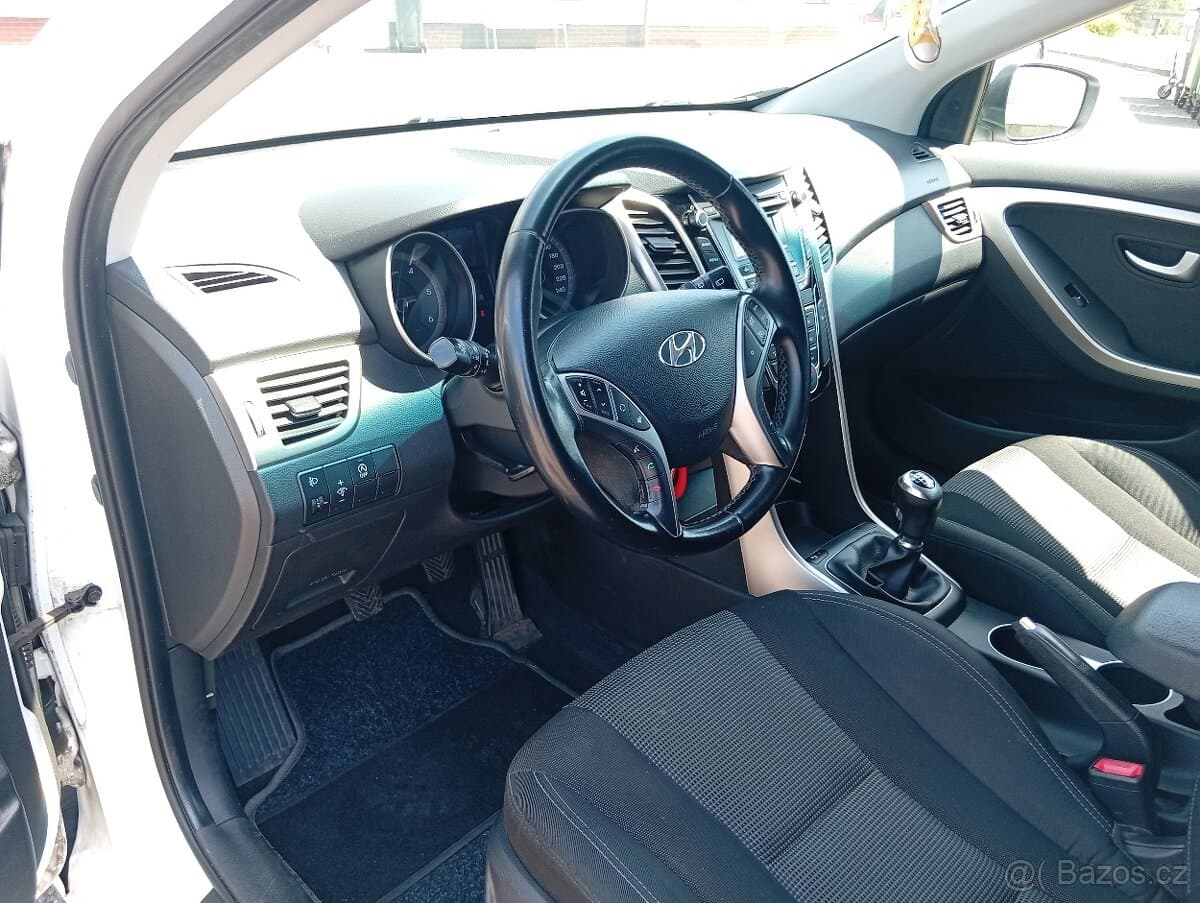 2017 Hyundai i30 - 9
