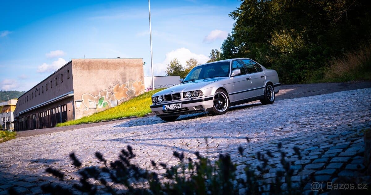 1992 BMW M5 - 9