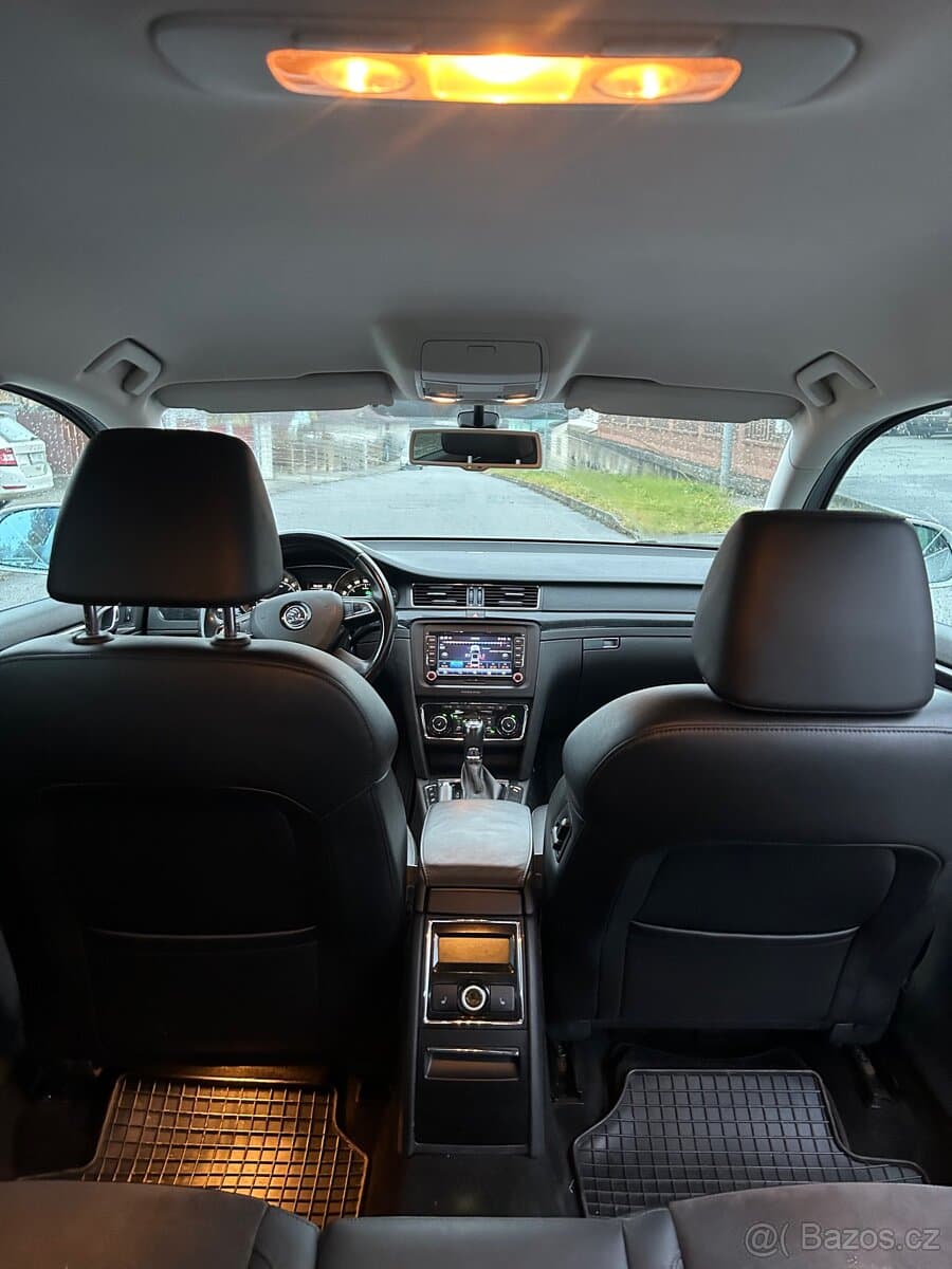2014 Škoda SUPERB - 9