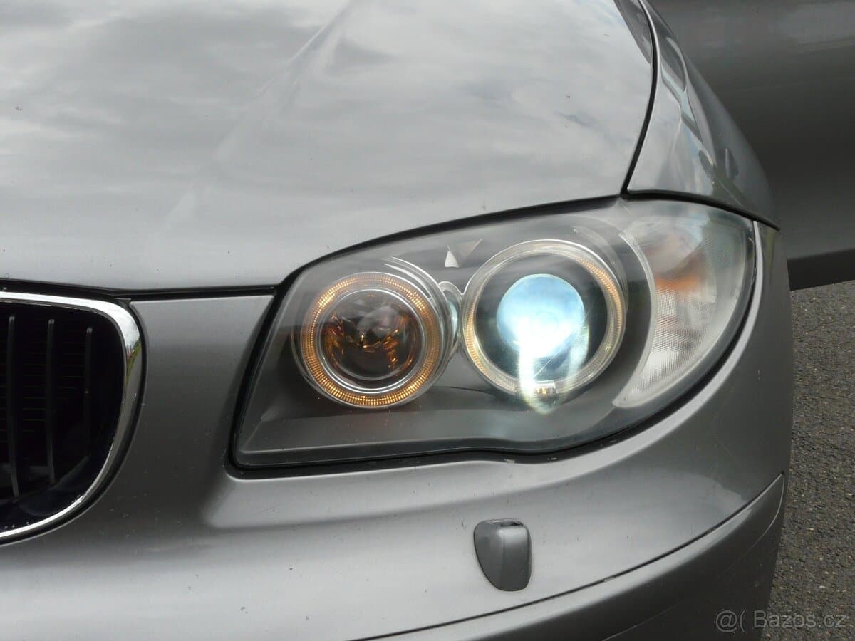 2011 BMW 1-SERIES - 9